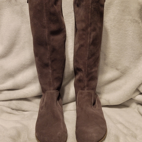 Tan Suede Knee High Boots Bass Women's Heeled Boots - Taupe Size 9 Zip Up Boots - Picture 6 of 16
